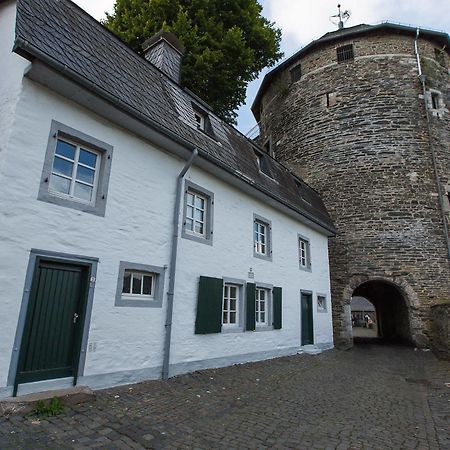 Felsenhaeuschen Monschau Exterior foto